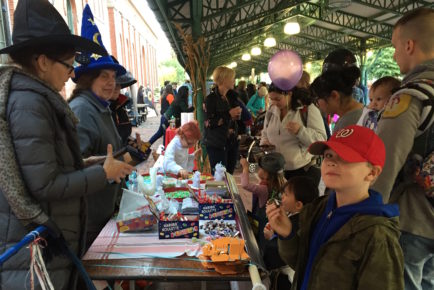 Yummy treats and beads to string - Halloween 2016